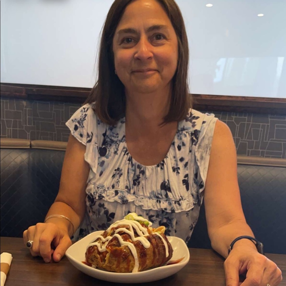 Meet your Posher, Jennifer